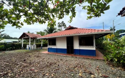 Casa Quixote – 5 Bedroom, 3 Bath with AC
