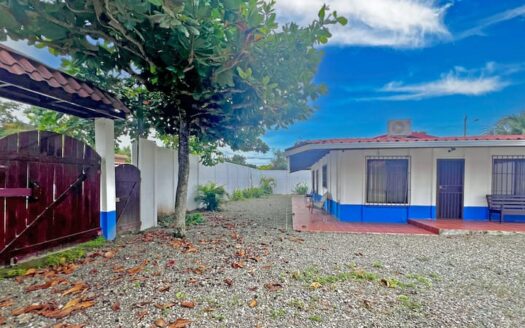 Casa Quixote – 5 Bedroom, 3 Bath with AC